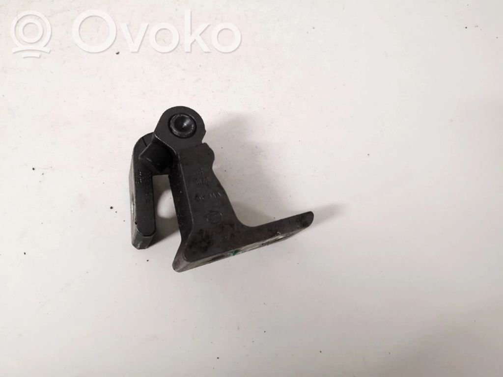 Volkswagen Tiguan Bisagra superior puerta delantera 