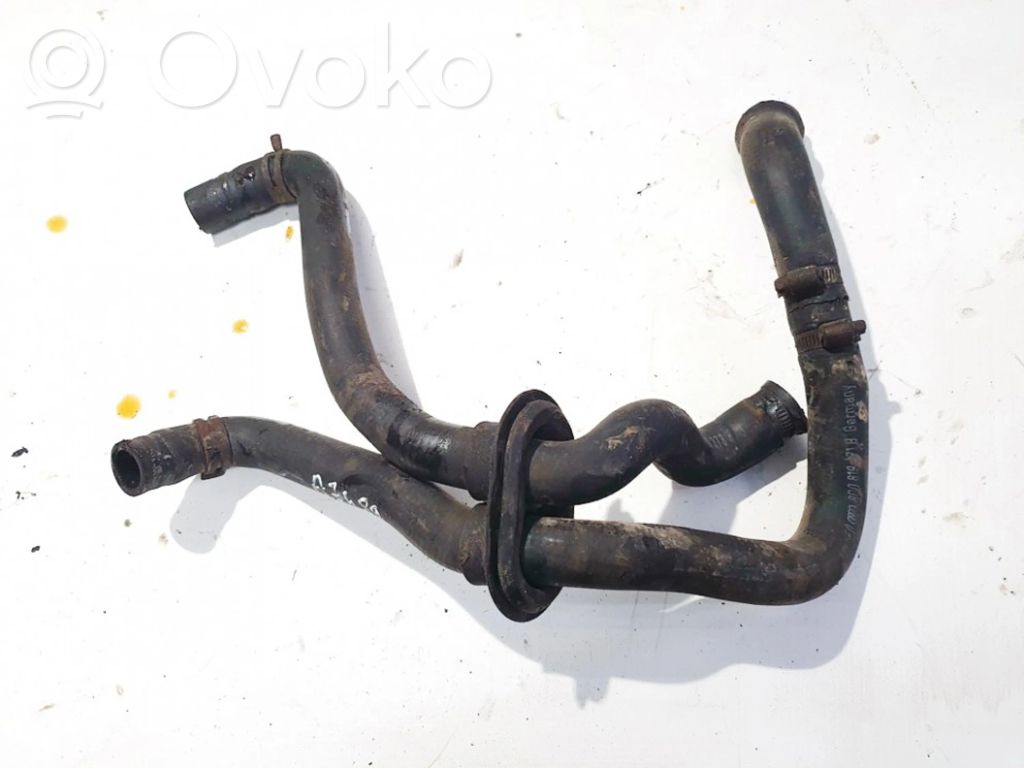Volkswagen PASSAT B5 Tubo flessibile del liquido di raffreddamento del motore 