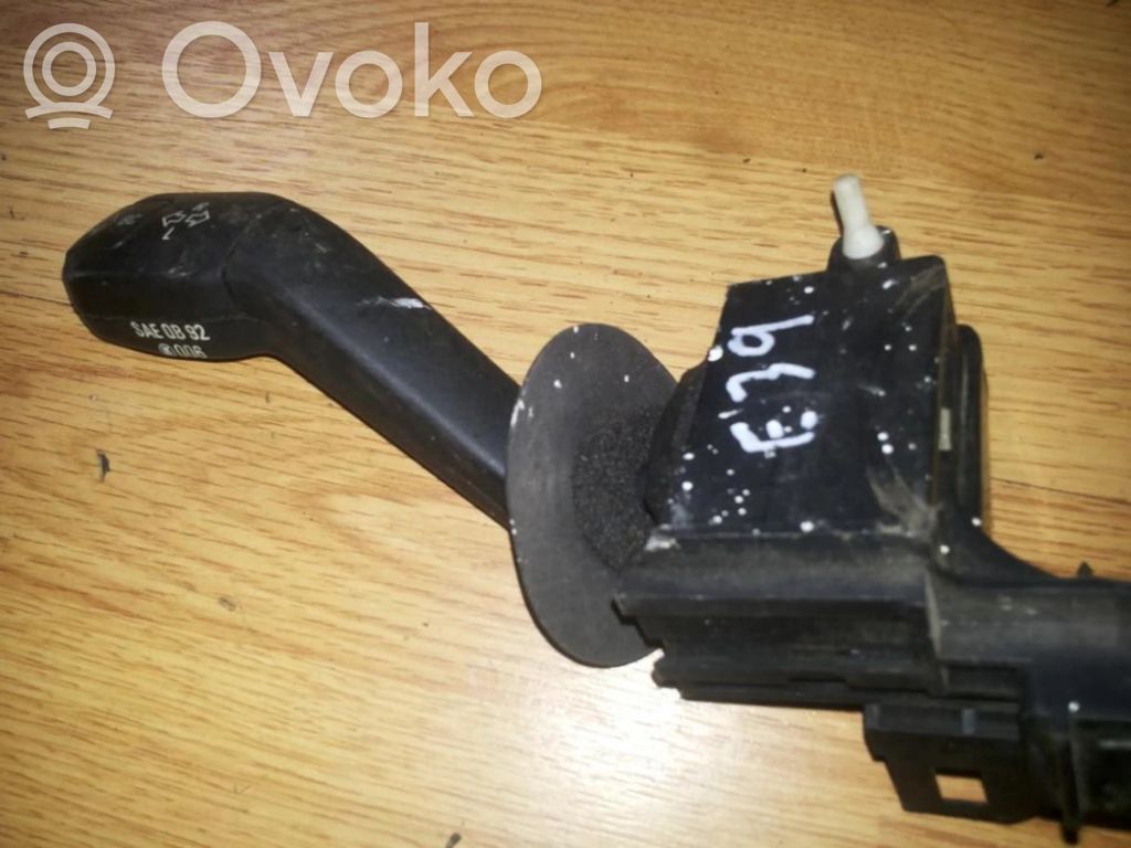 Suuntavilkun vipu   8352172,8352172