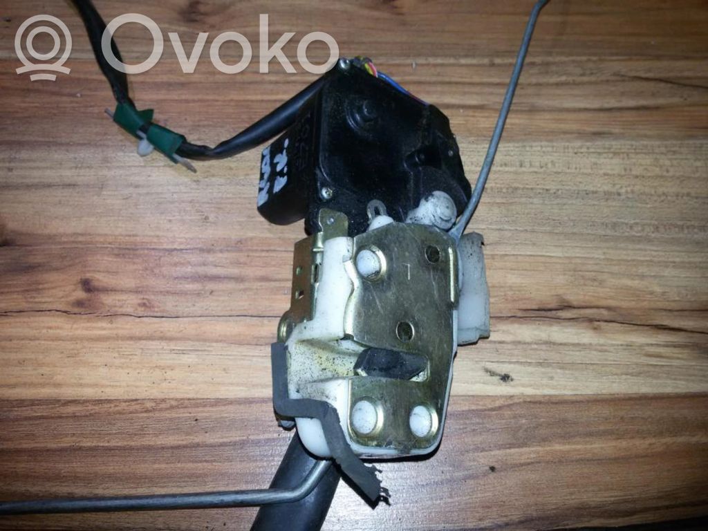 Rover 414 - 416 - 420 Etuoven lukko 
