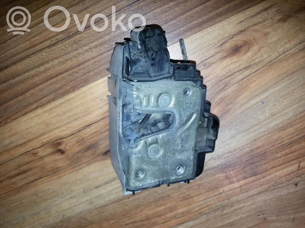 Volkswagen Golf III Serratura portiera anteriore