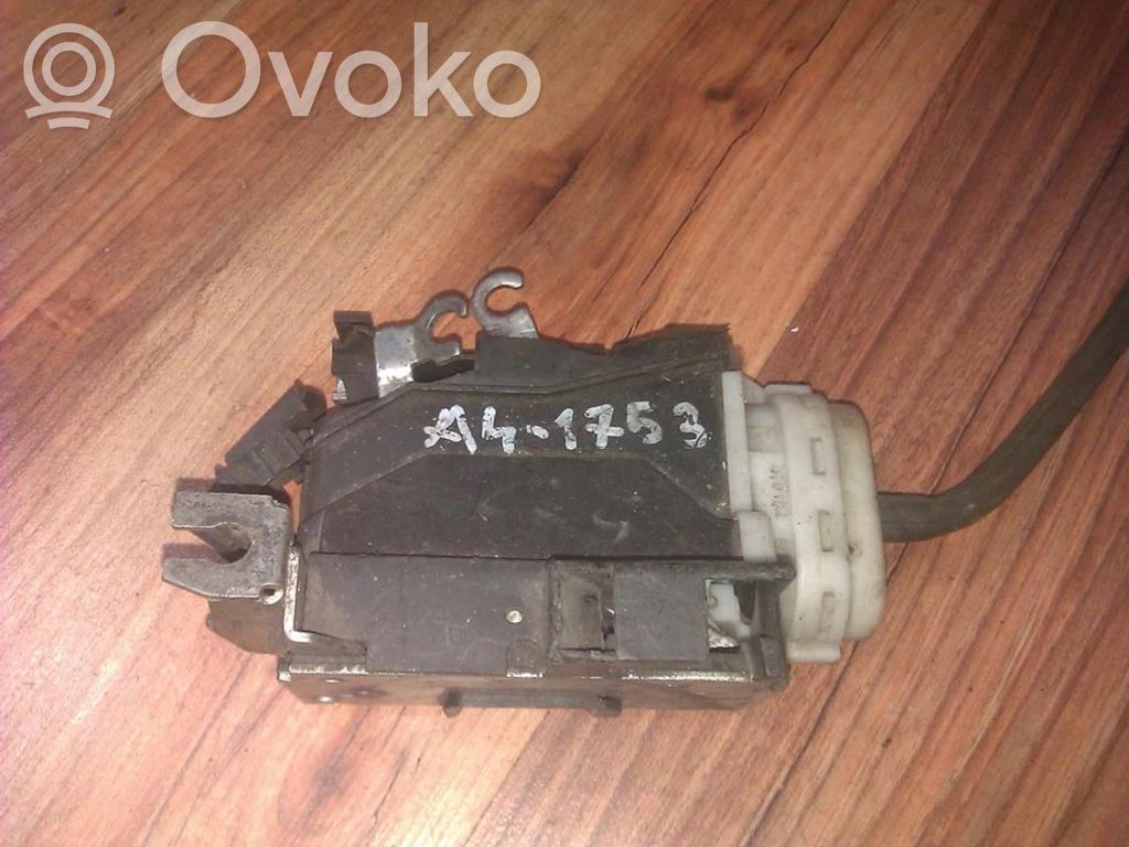 Cerradura de puerta delantera   4A1837016B,4A1837016B