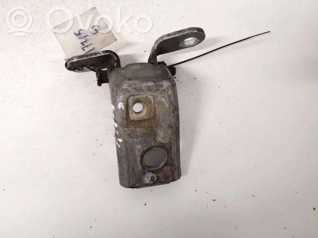 Ford Mondeo Mk III Front door upper hinge 