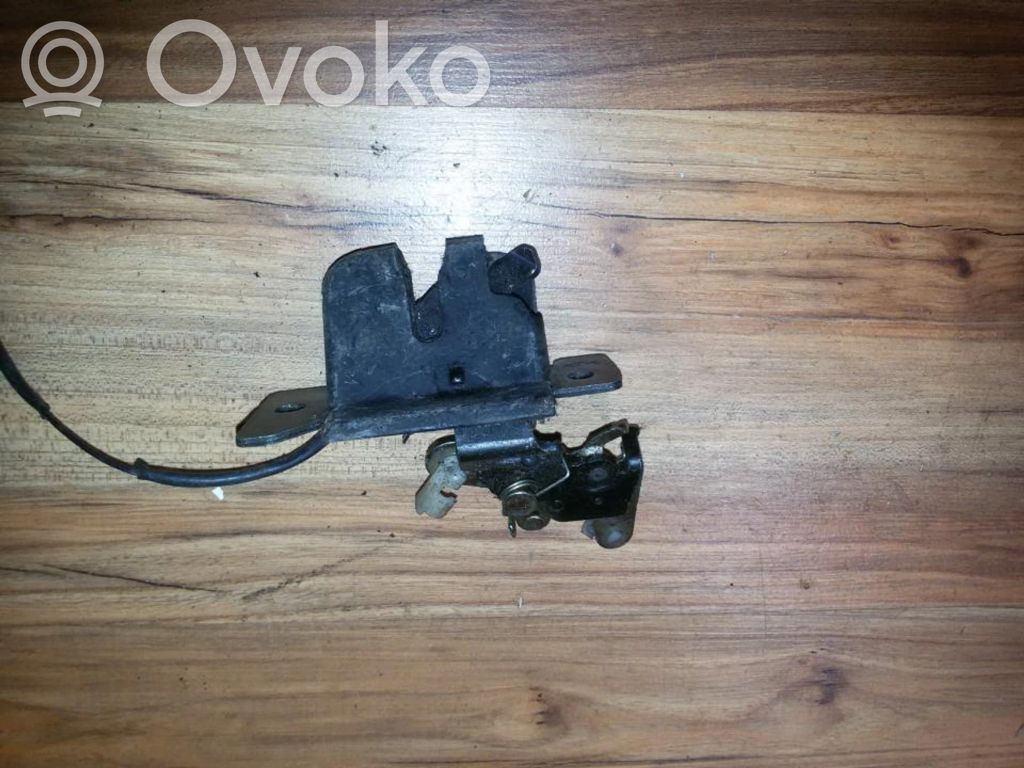 Tailgate/trunk/boot lock/catch/latch