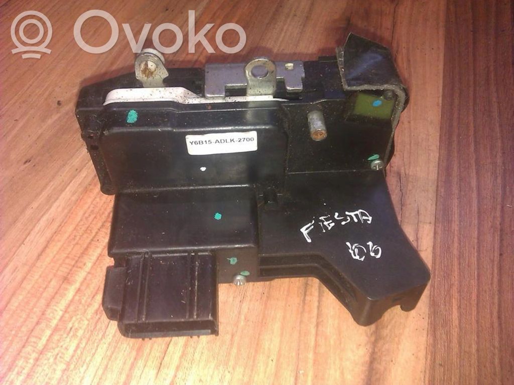 Zamek drzwi przednich   Y6B15ADLK2700,Y6B15ADLK2700