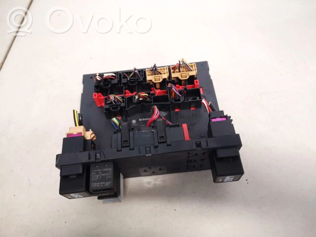 Volkswagen PASSAT B6 Modul confort 