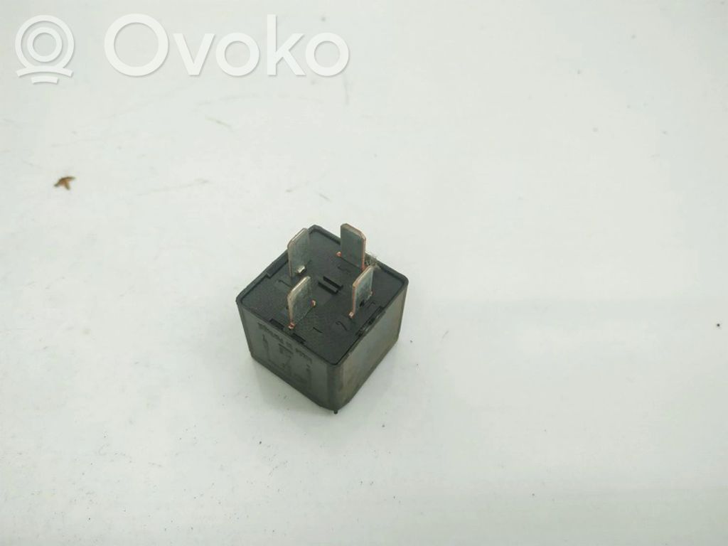 Autres relais   2S7T14B192AA,V23136B1X66,2S7T14B192AA,V23136B1X66