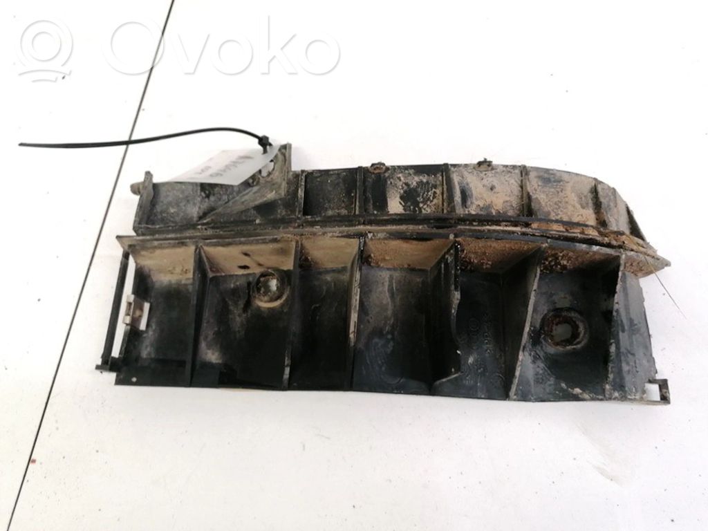 Audi A3 S3 8L Staffa di rinforzo montaggio del paraurti posteriore 