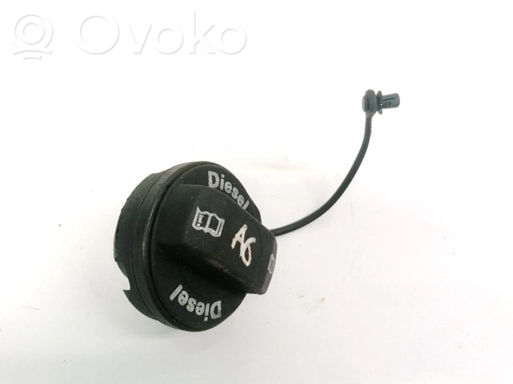Volkswagen Golf IV Tappo del serbatoio del carburante