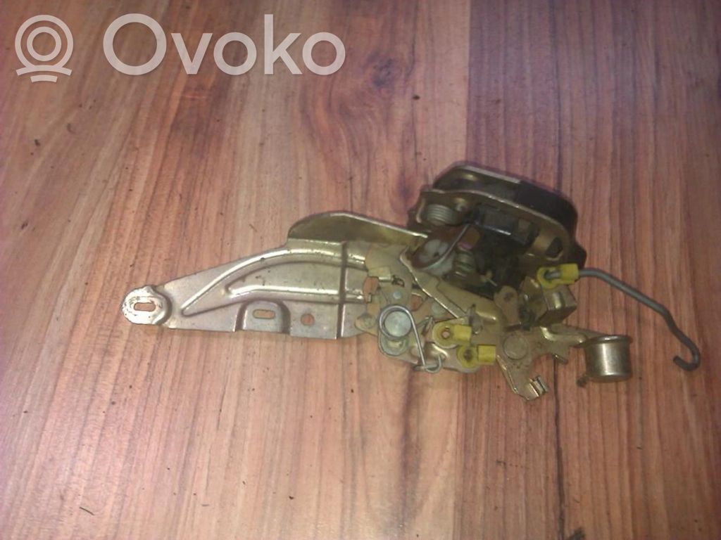 Opel Vectra A Serratura portiera posteriore 