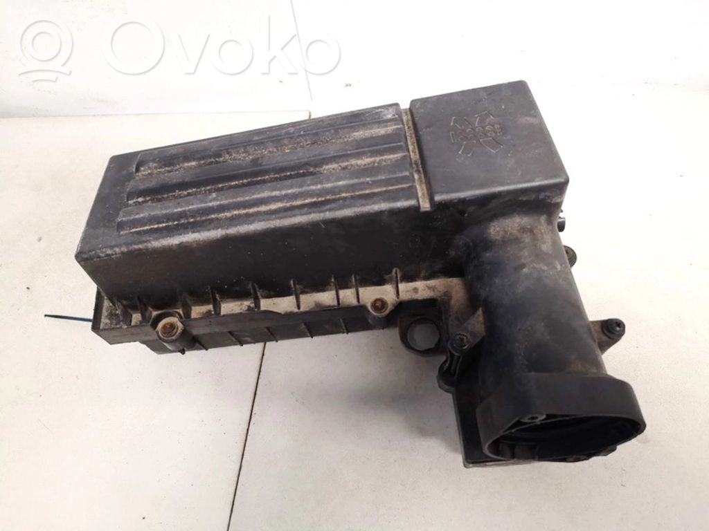 Volkswagen Touran I Luftfilterkasten 