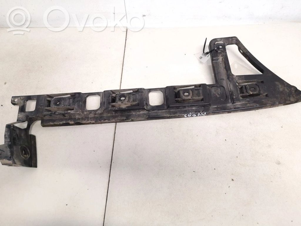 Volkswagen PASSAT B6 Staffa di rinforzo montaggio del paraurti posteriore 