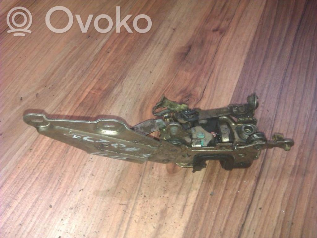 Opel Vectra A Etuoven lukko 