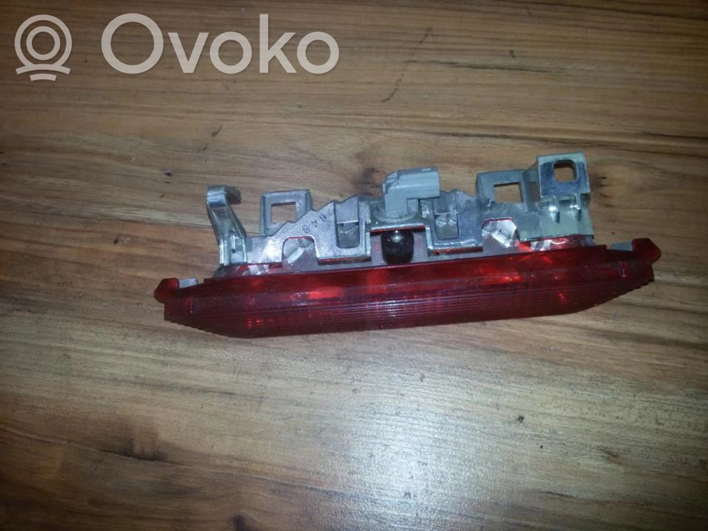 Toyota Yaris Lampă frână centrală