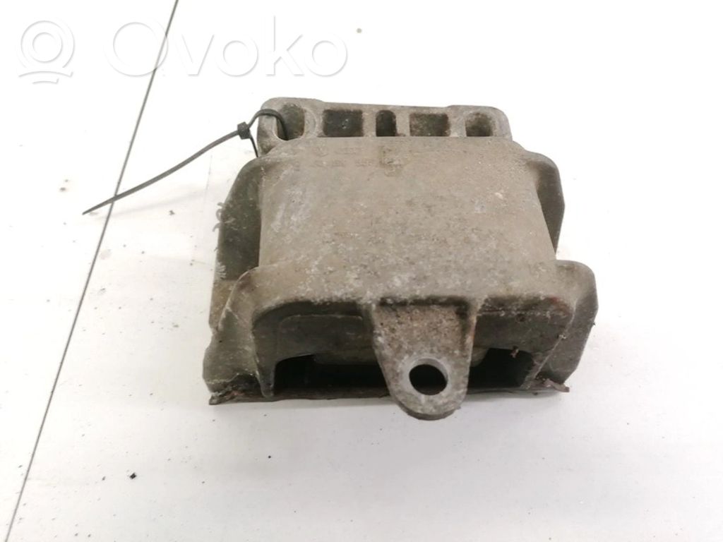 Volkswagen Bora Supporto di montaggio del motore