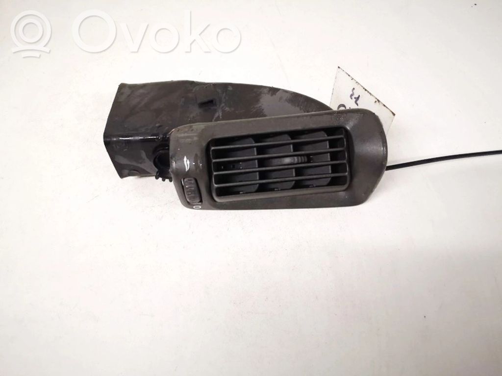Grille d'aération centrale   9158449,9158449
