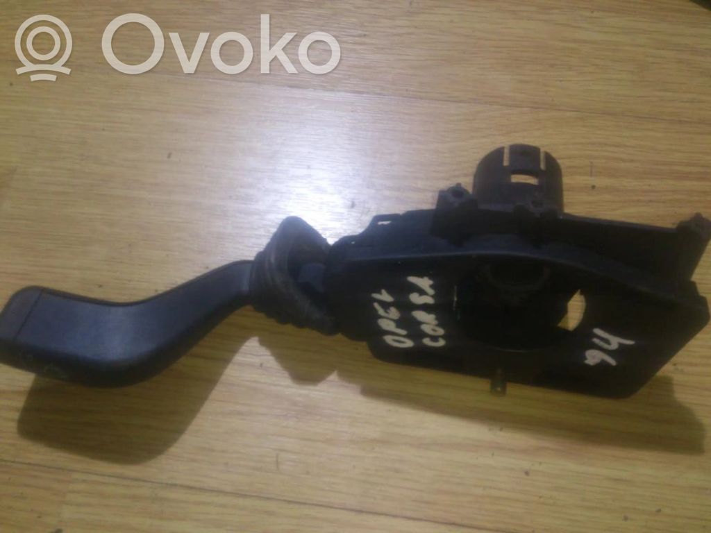 Opel Corsa B Commodo d'essuie-glace 