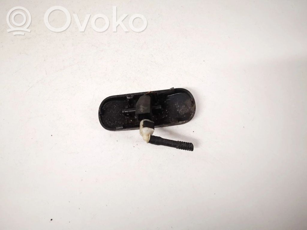 Ugello a spruzzo lavavetri per parabrezza   1T0955985,1T0955985