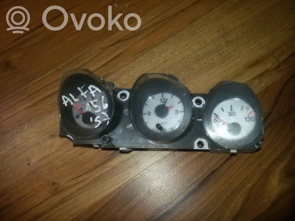 Alfa Romeo 156 Licznik / Prędkościomierz