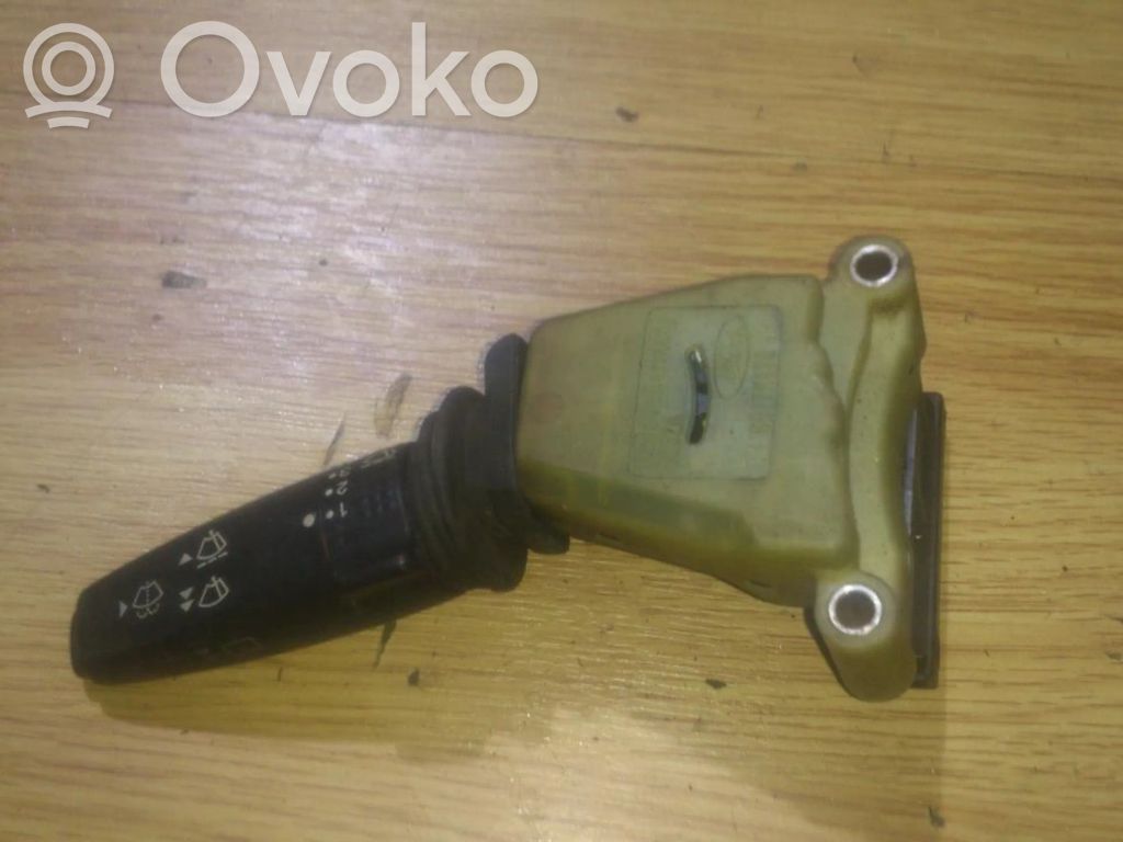 Ford Scorpio Pyyhkijän vipu 