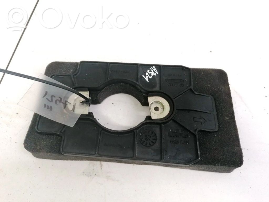 Muu ulkopuolen osa   4F0711406,4F0711406