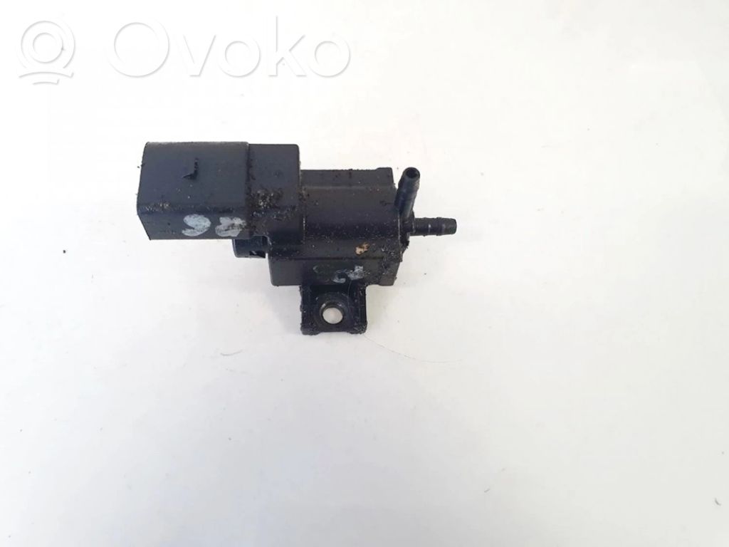 Volkswagen PASSAT B6 Solenoid supapă turbosuflantă 