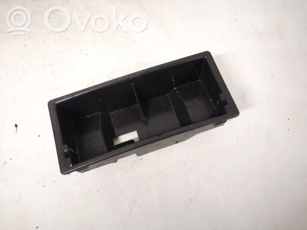 Opel Signum Aschenbecher 