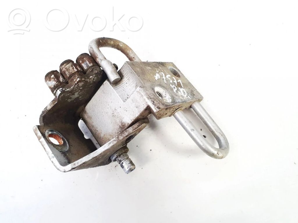 Audi A3 S3 8L Etuoven yläsarana 