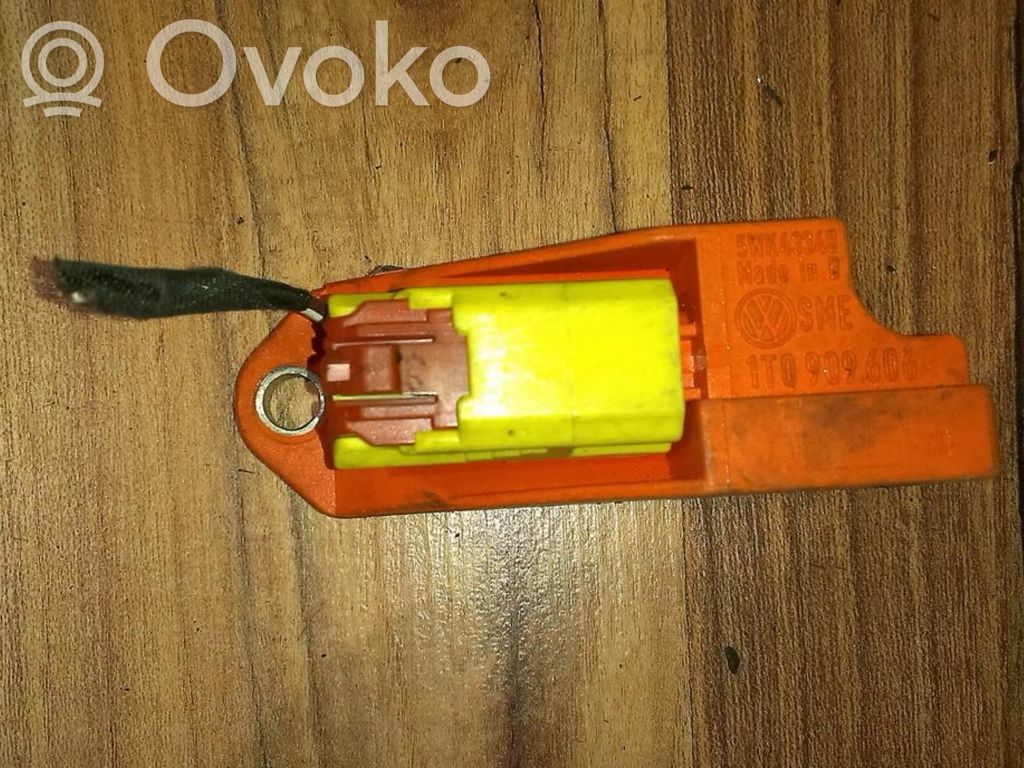 Airbagsensor Crashsensor Drucksensor   1T0909606,1T0909606