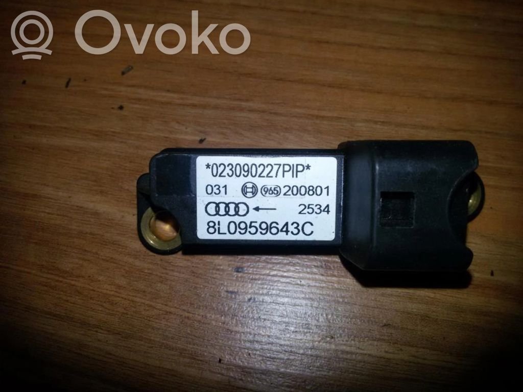 Audi A3 S3 8L Sensore d’urto/d'impatto apertura airbag 