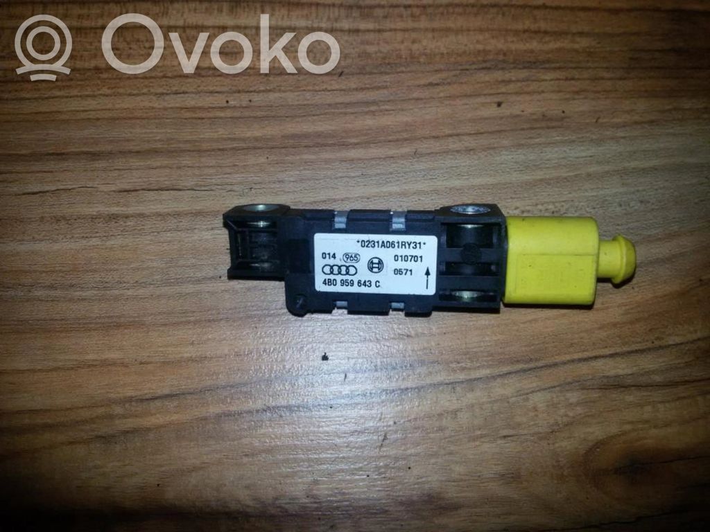 Audi A6 S6 C5 4B Sensore d’urto/d'impatto apertura airbag 