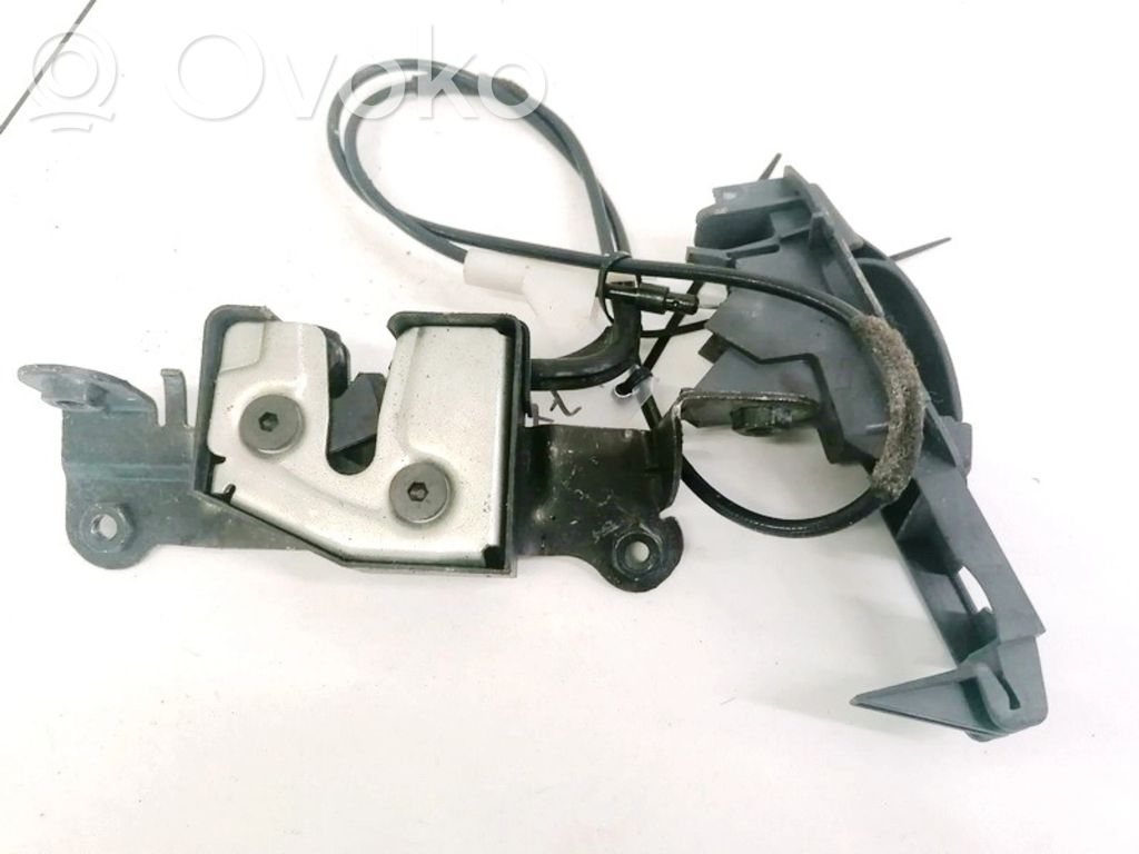 Seat back rest lock catch