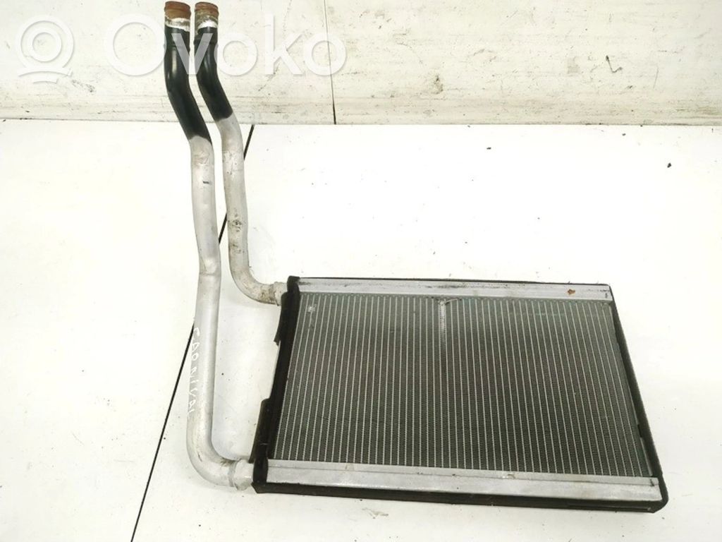 Radiator aerotermă
