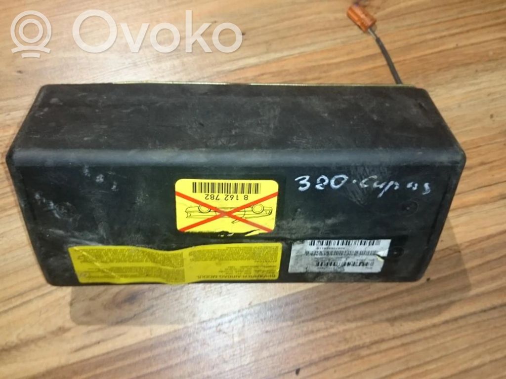 Airbag del pasajero   00046155C,4181627827,00046155C,4181627827,8162782