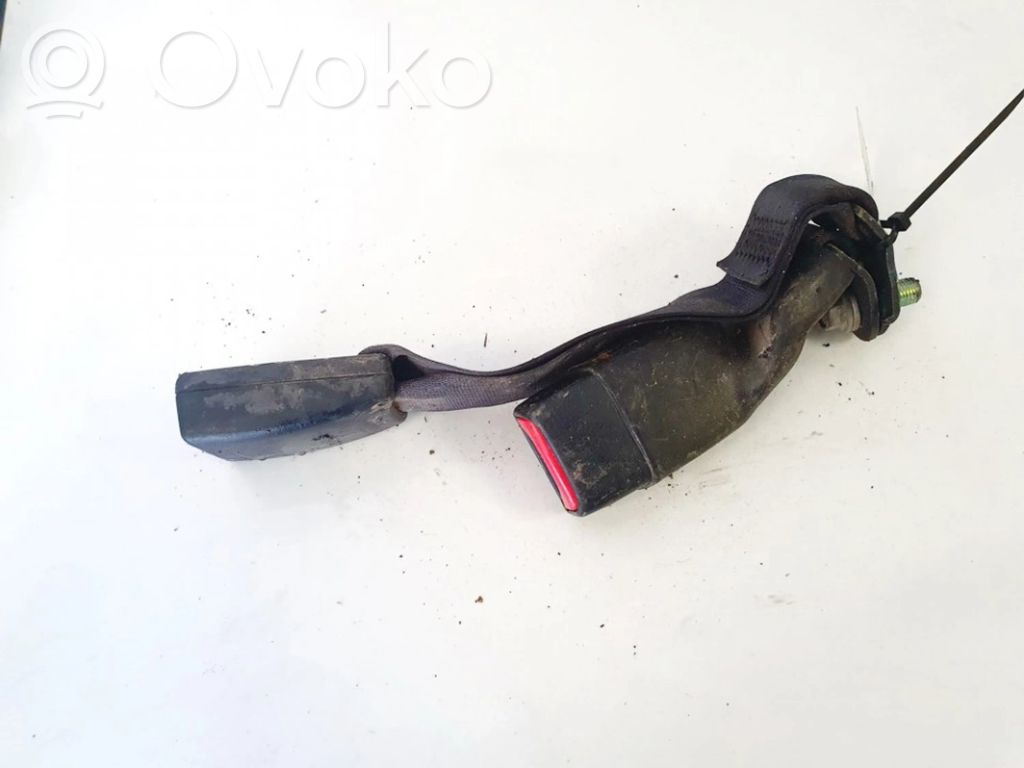 Subaru Legacy Boucle de ceinture de sécurité arrière centrale 