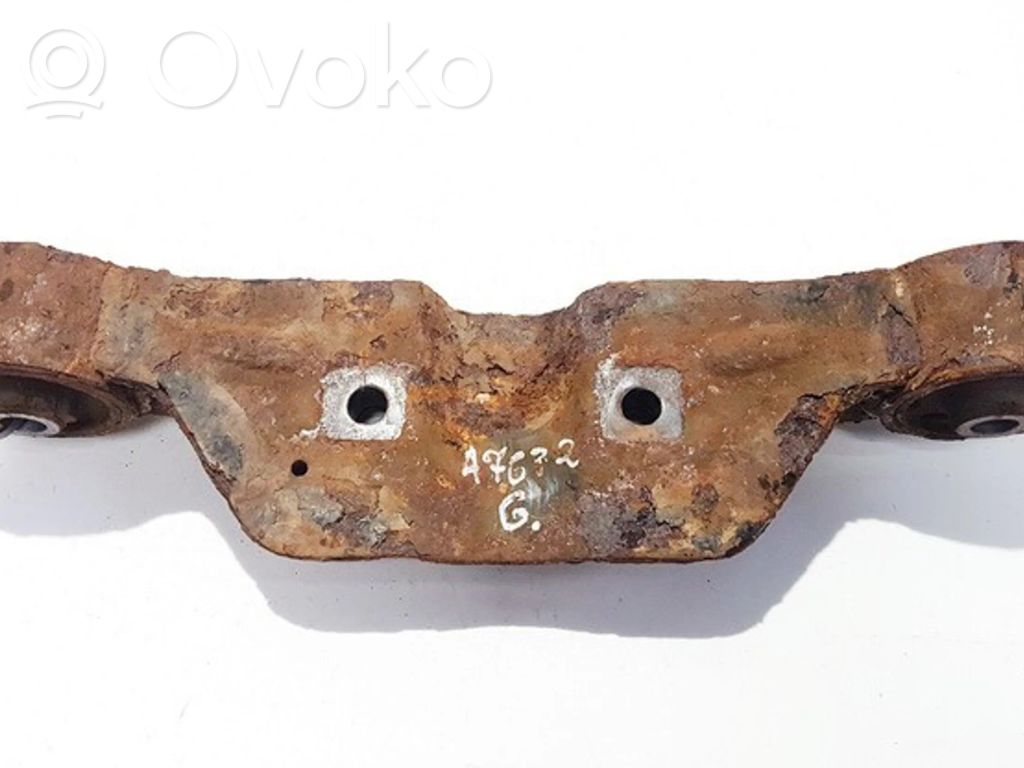Subaru Legacy Wspornik / Mocowanie silnika 