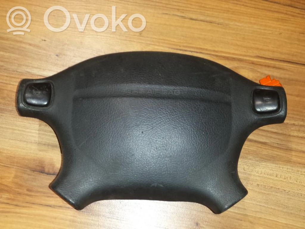 Mazda 323 Ohjauspyörän turvatyyny 