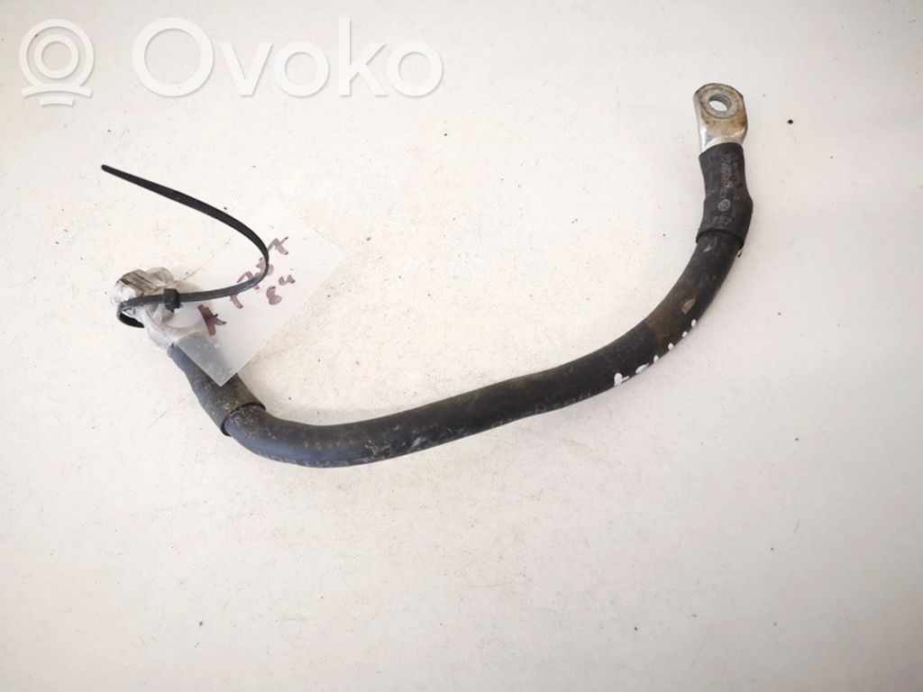Volkswagen Touareg I Plus / Klema / Przewód akumulatora 