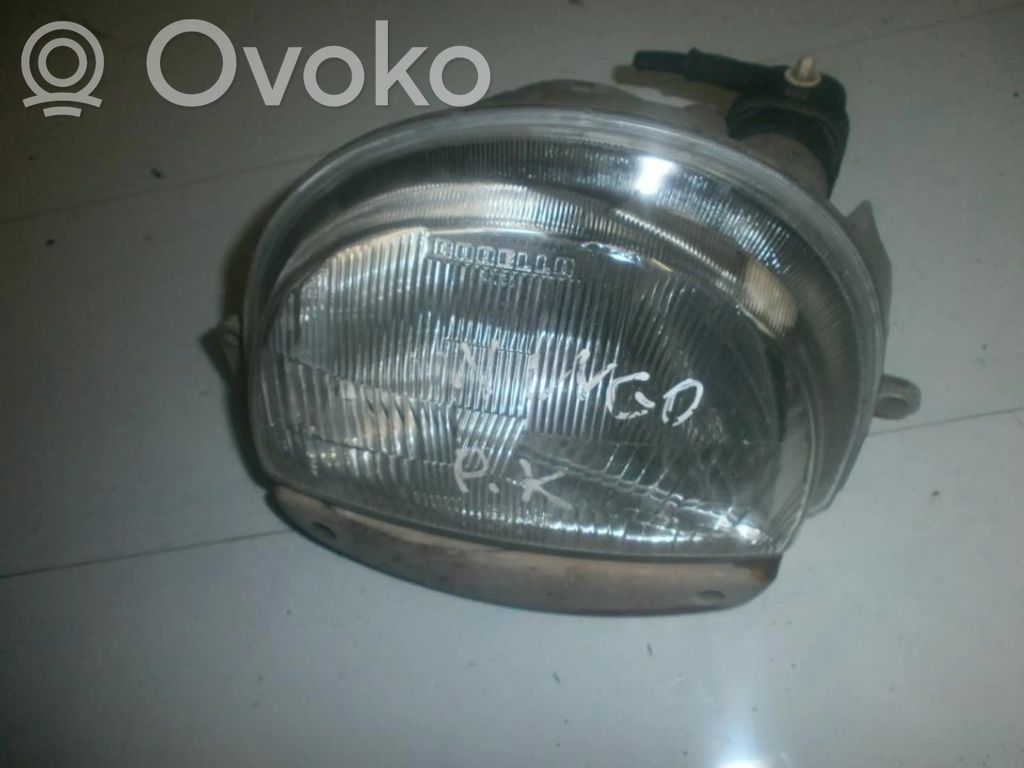 Phare frontale   35470748,35470748