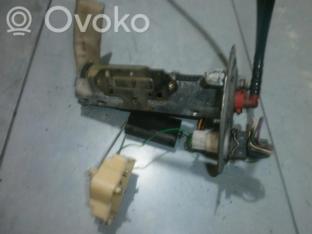 Ford Mondeo MK I Pompe à carburant 
