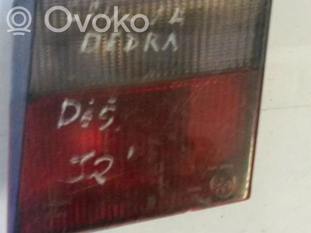 Lancia Dedra Takaluukun takavalot 
