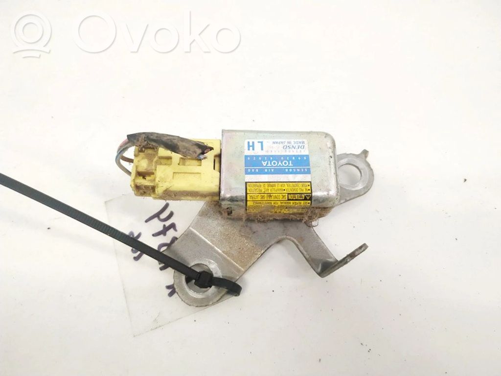 Toyota RAV 4 (XA20) Senzor impact/declanșare airbag 