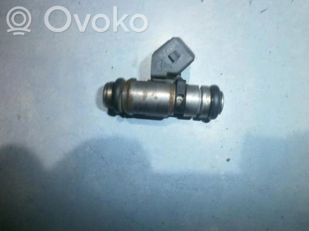 Mercedes-Benz A W168 Wtryskiwacz paliwa 