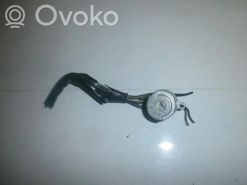 Subaru Impreza I Contatto blocchetto accensione 