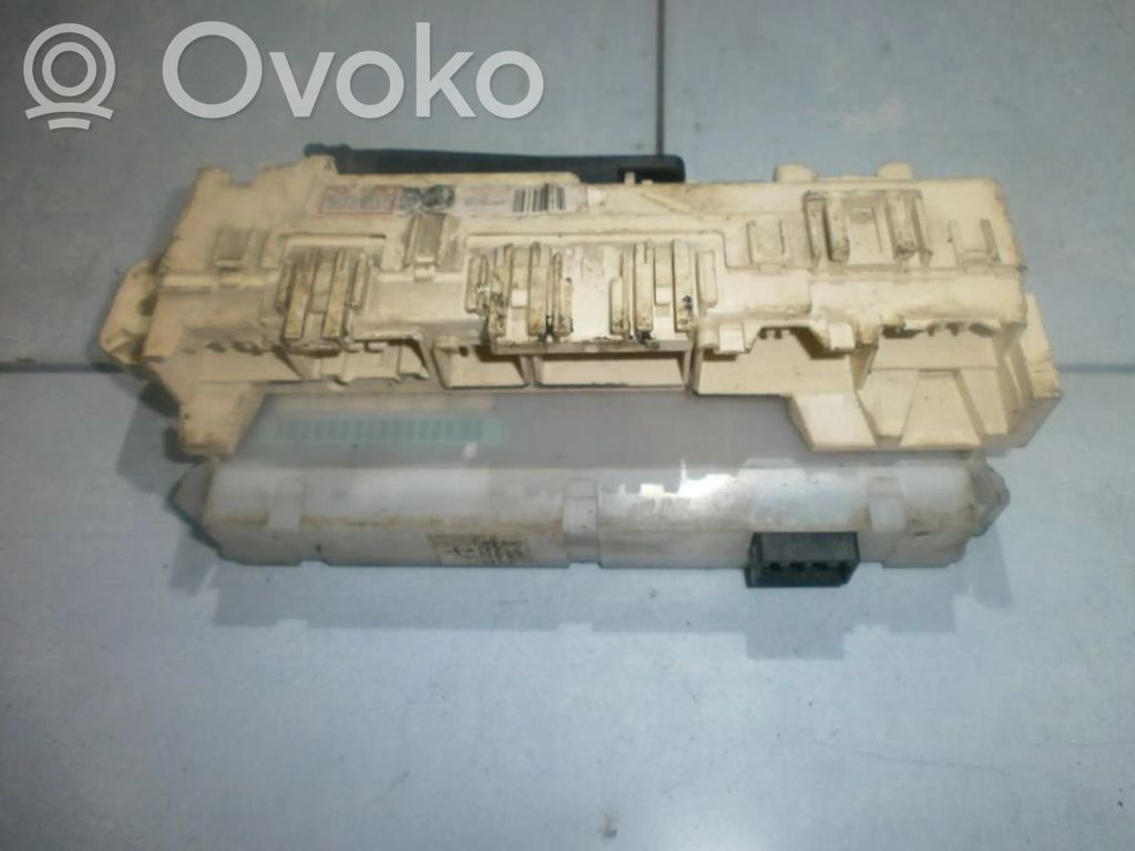 Mazda 323 Modulo comfort/convenienza 