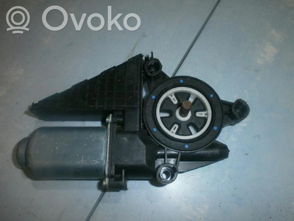 Volkswagen Golf IV Motor macara geam ușă față 