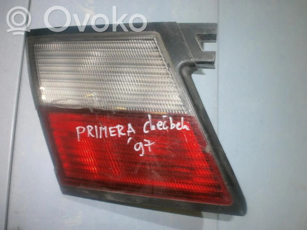 Nissan Primera Luci posteriori del portellone del bagagliaio 
