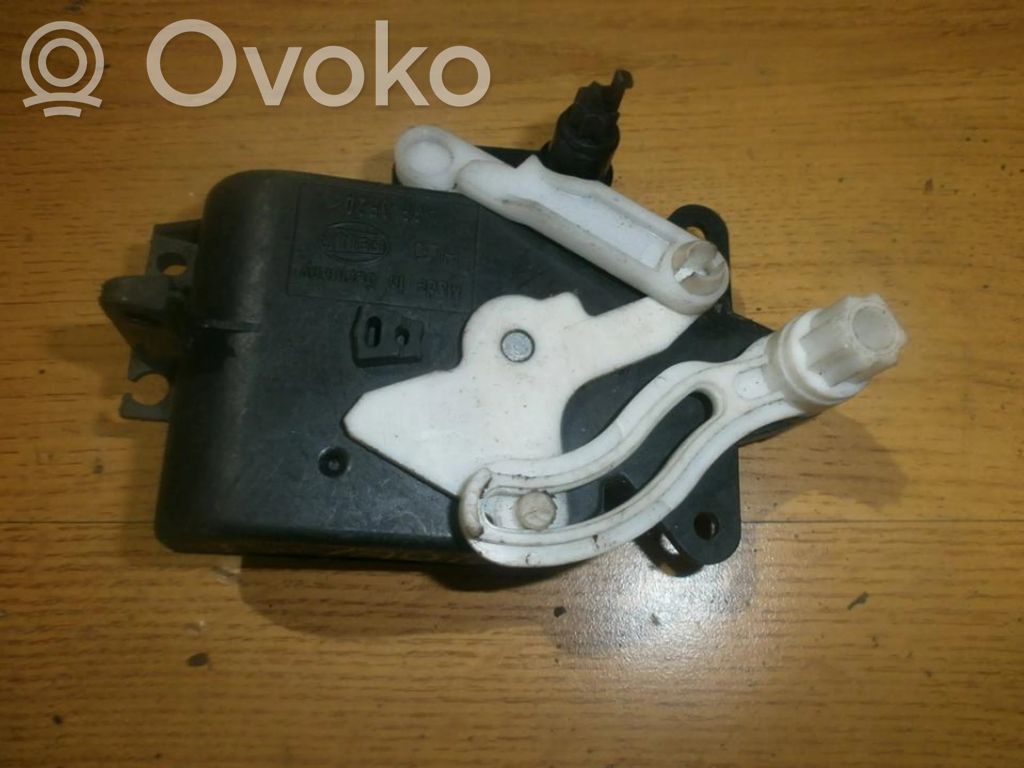 Audi A4 S4 B5 8D Motor/actuator clapetă aer 