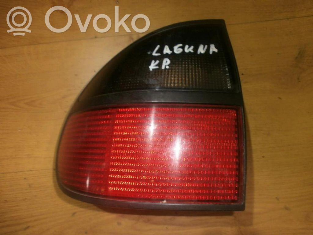 Renault Laguna I Lampă spate în caroserie 