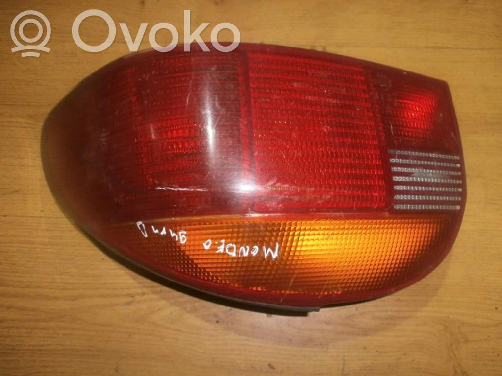 Ford Mondeo MK I Luci posteriori